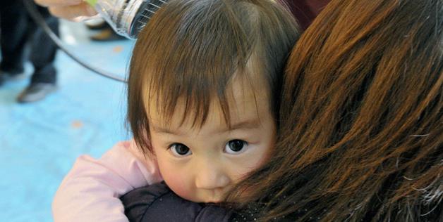 Seorang bayi di Fukushima