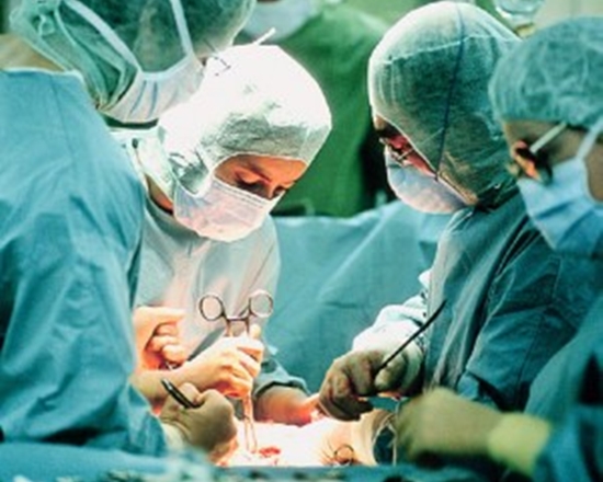 operasi bedah