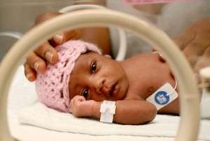 Merawat Bayi Prematur di Rumah