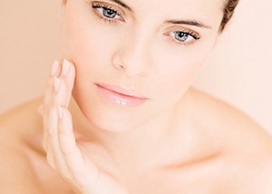 cara merawat kulit sensitif