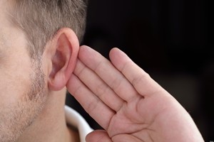 5 Cara Mencegah Gangguan Pendengaran