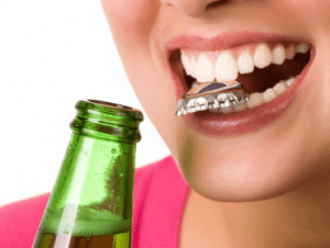 Kebiasaan Buruk yang Mempengaruhi Kesehatan Gigi