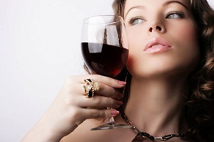 6 Manfaat Kecantikan dari Red Wine